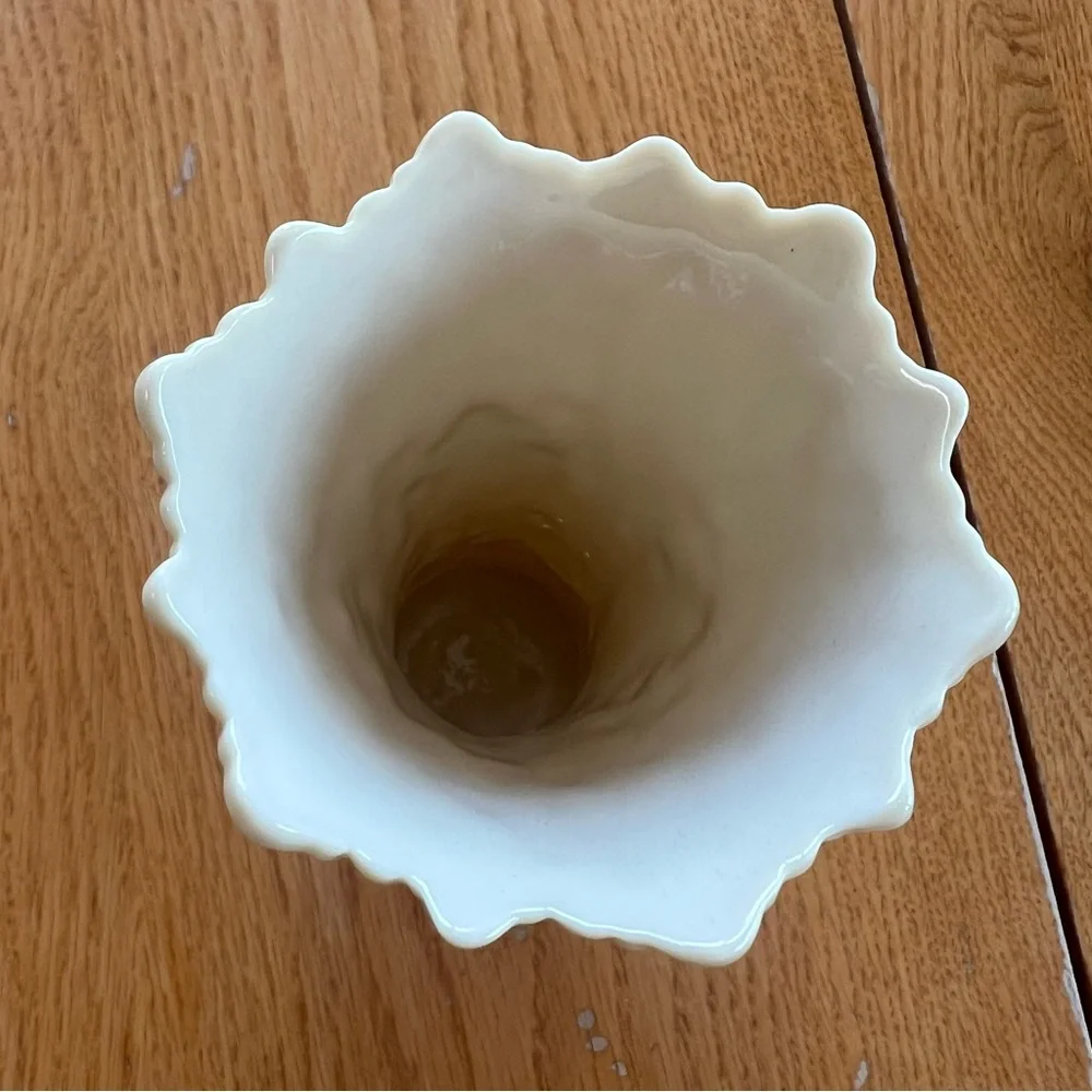 Vintage Lenox Woodland Collection Cream Vase Embossed Acanthus Leaves